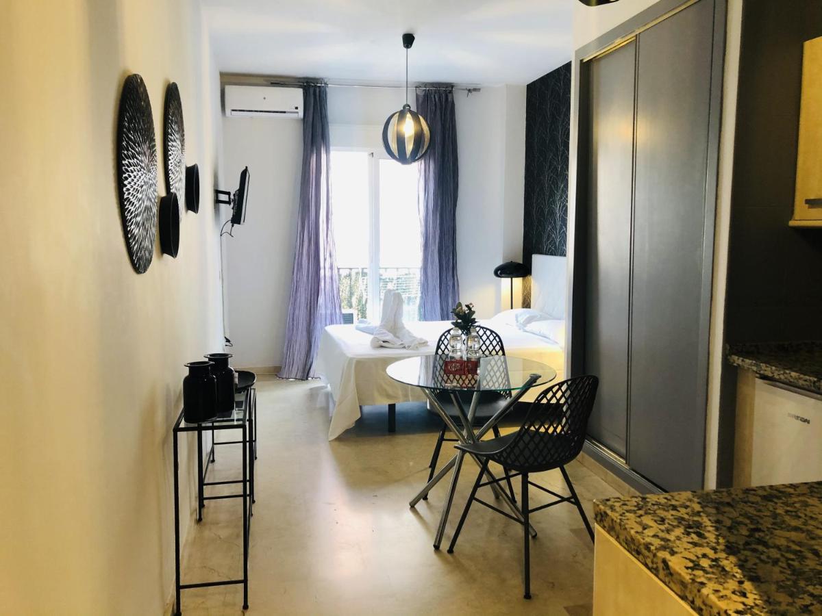 Cozy Studio Malaga Centro By AlohaMálaga Dış mekan fotoğraf